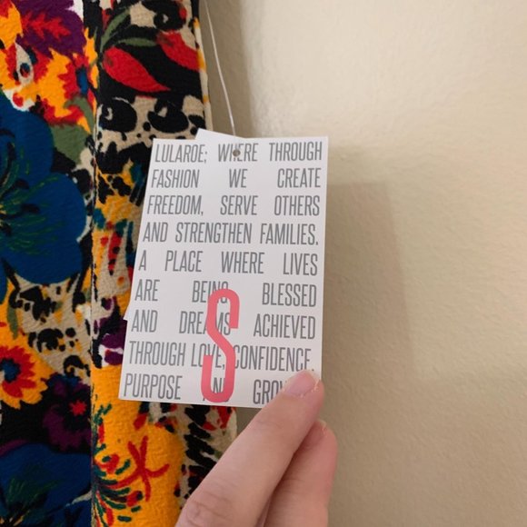 LuLaRoe Azure Skirt Floral Print Small - Picture 6 of 7